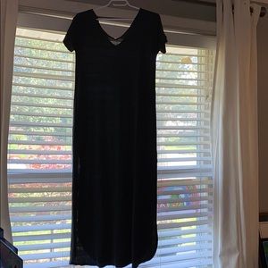 Lightweight grey maxi dress with pockets and slits